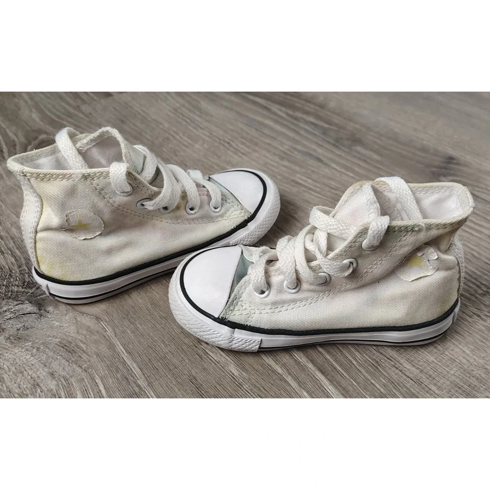 Baby Converse High Tops Multicolor Tiny‎ 7 PREOWNED Distressed Logo 761264C